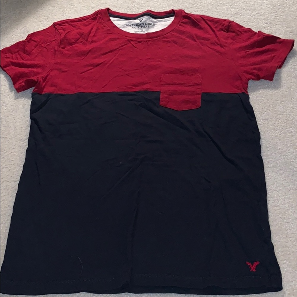 American Eagle Red and Navy Pocket T Shirt Small